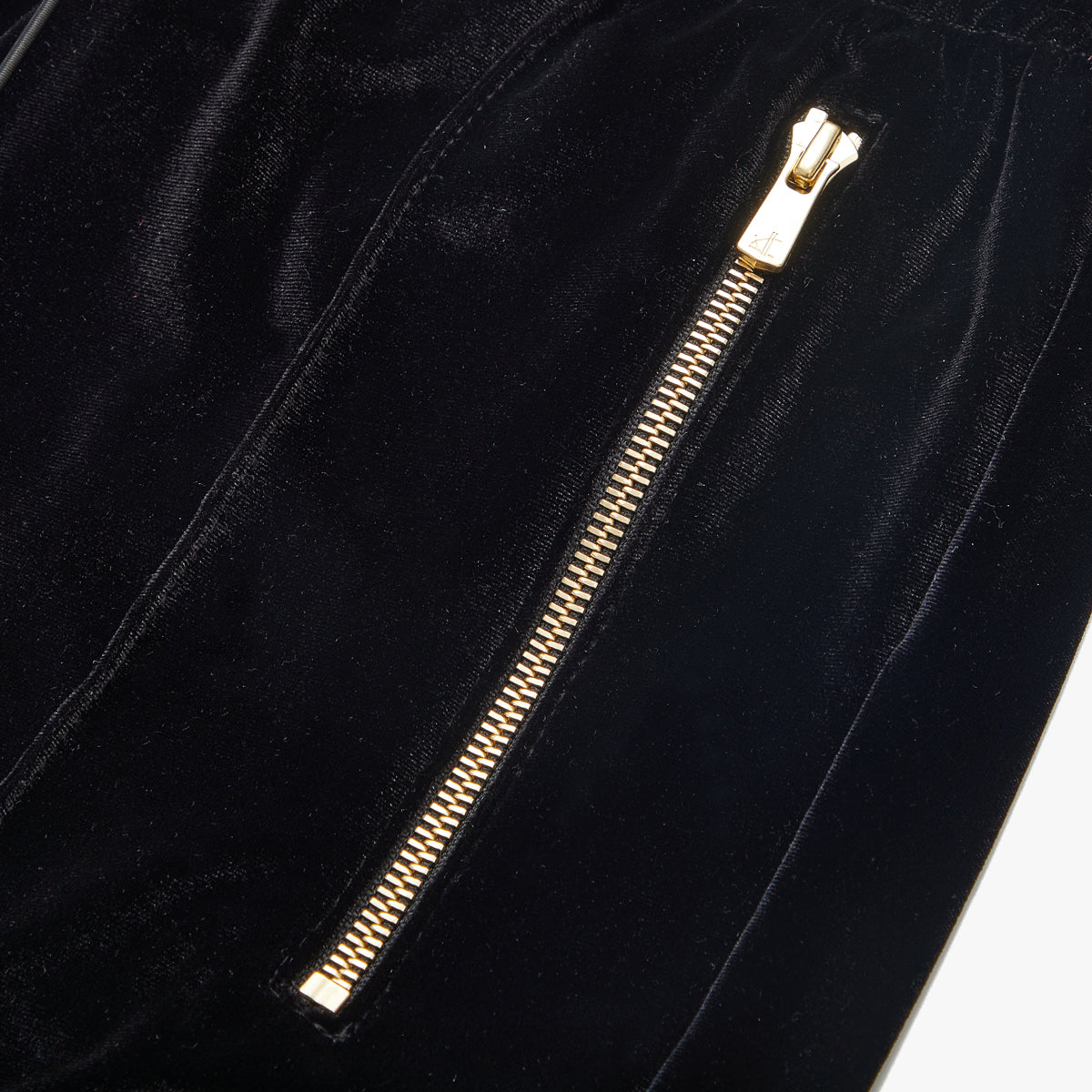 Pleated Velour Sweatpants-Noir